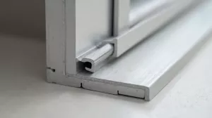 Próg aluminiowy z uszczelką