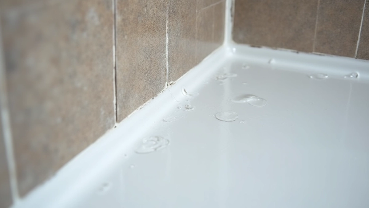 jak uszczelnić brodzik z płytek